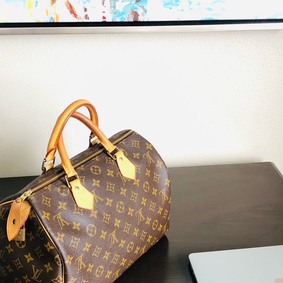 Handbag - Picture 3 of 8